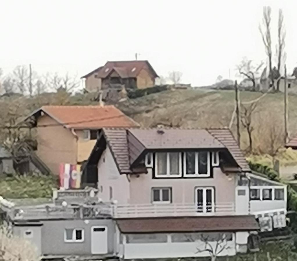 Panorama * Molvice